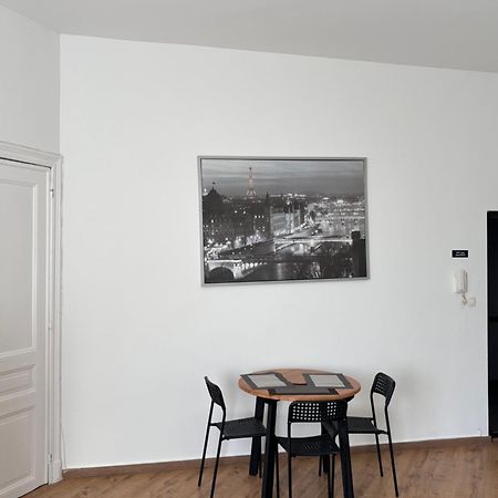 Studio Nahida Brusel Exteriér fotografie